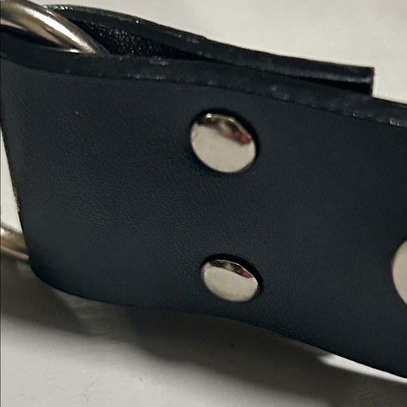 Black Leather & Polished Chrome Bondage Style Women’s Belt, Size Small